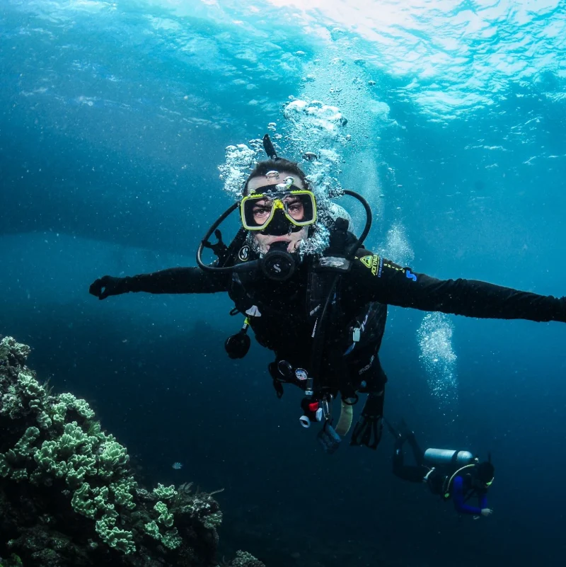 Diving a reef